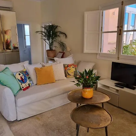 شقة Charming In 65 M² Terrace