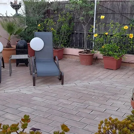 Charming In 65 M² Terrace